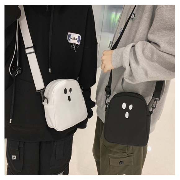 Casper Ghost Face Crossbody Bag Suprised Small Halloween Bag - Picture 2 of 11